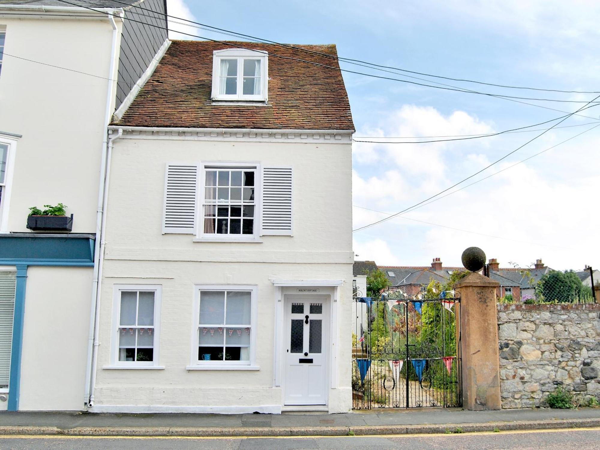 Solent Cottage - PQQU Yarmouth  Eksteriør bilde