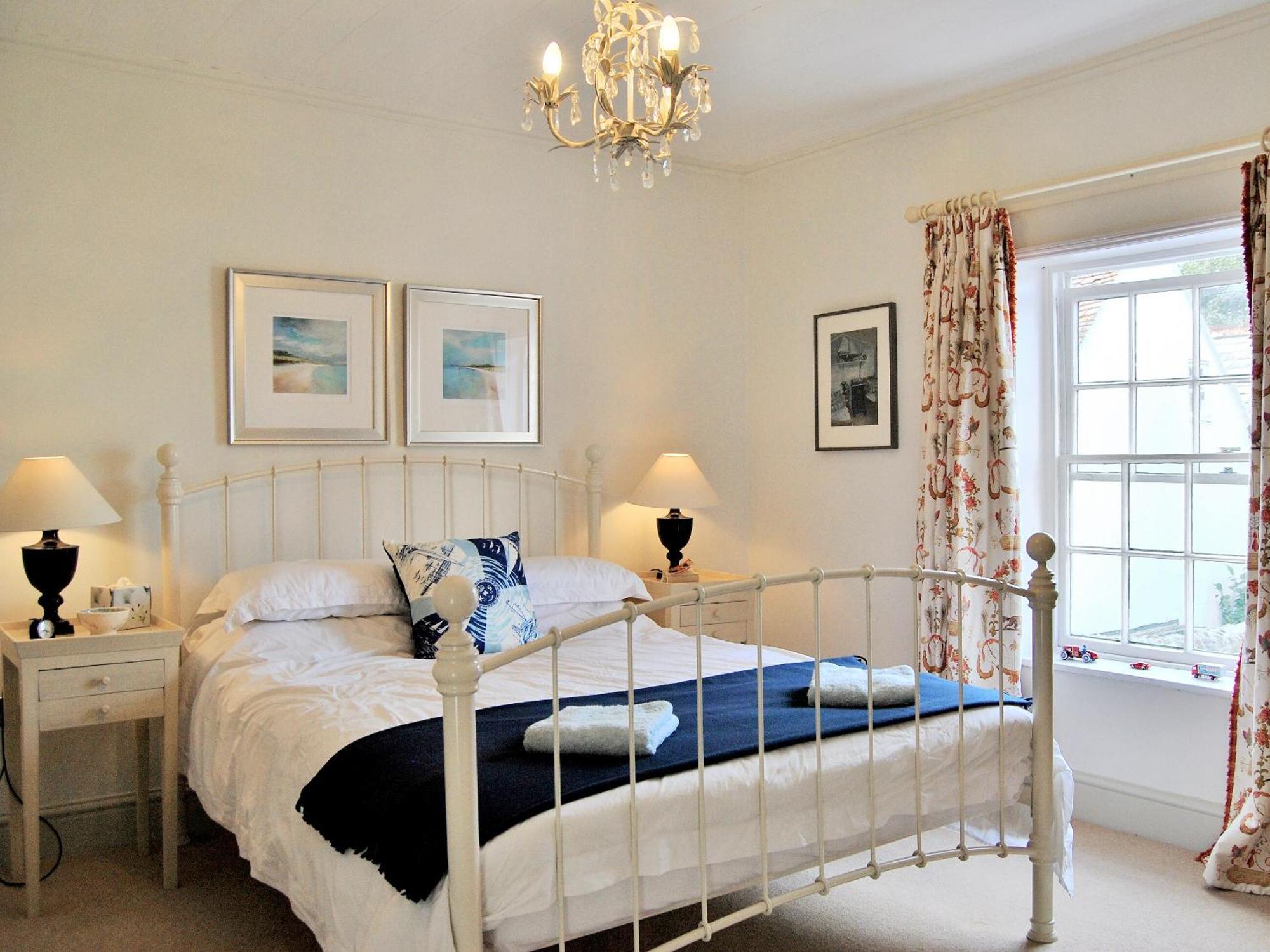 Solent Cottage - PQQU Yarmouth  Eksteriør bilde